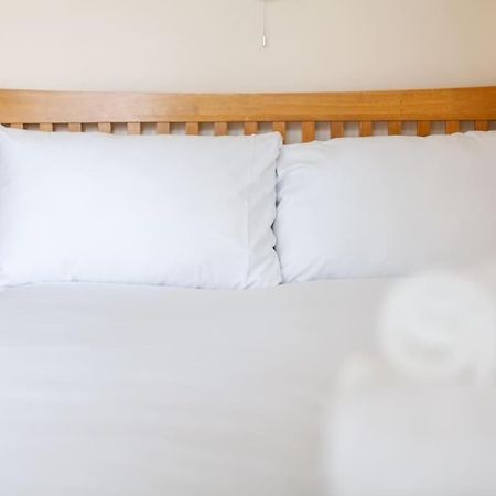 Spacious & Central 3-Bed Flat By Popular Waterloo! London Eksteriør billede