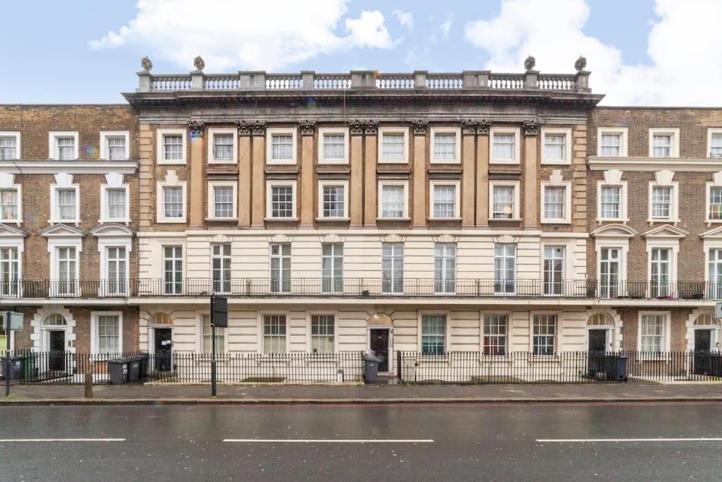 Spacious & Central 3-Bed Flat By Popular Waterloo! London Eksteriør billede